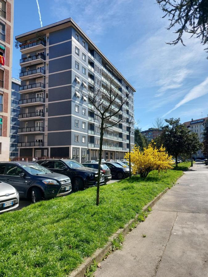 Franco Sansirohouse Rho Mi Fiera Apartment มิลาน ภายนอก รูปภาพ